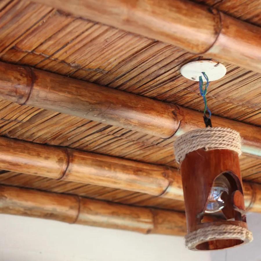Hostal Puerto Engabao "El Surf Shelter" Exterior photo